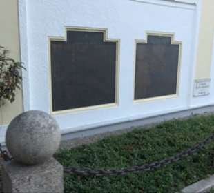 Haupt- und Waldfriedhof