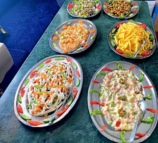 Mittagessen an Bord