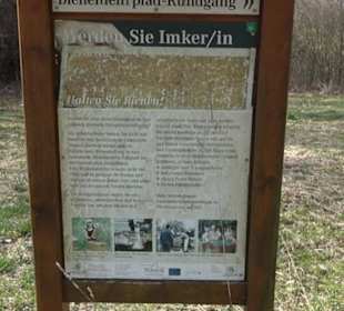 Bienenlehrpfad