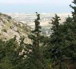 Alt-Pyli,Blick auf die Küste