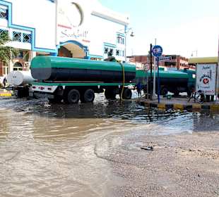 Innenstadt von Hurghada nach dem gr0ßen Regen