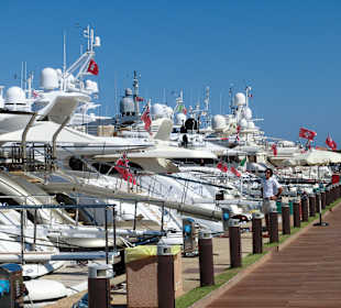 Jachten in Porto Cervo