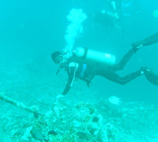Tauchen am Wrak