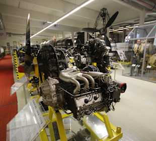 Motoren und Triebwerke