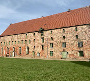 Klosterschlossruine Dargun