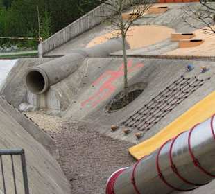 Spiel- und Kletteranlage im Roccopark