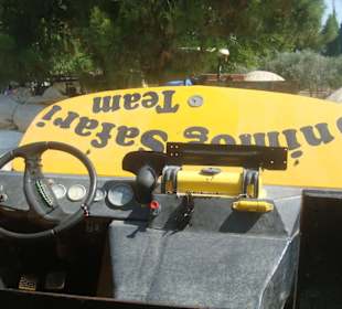 Unser alter Jeep von innen