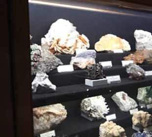 Mineralien- und Mathematikmuseum