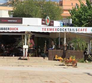 Restaurant Red Rubber Duck