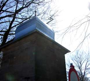 Dei Vortürme am Eingang