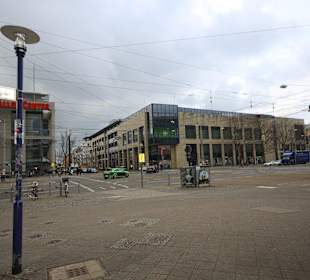 Kreuzung Breiter Weg / Ernst-Reuter-Allee