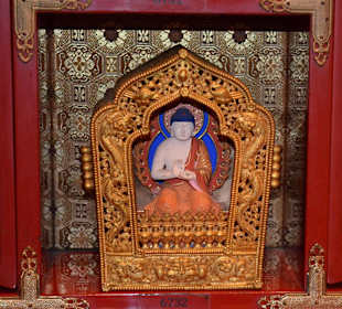 Buddha Tooth Relic Temple