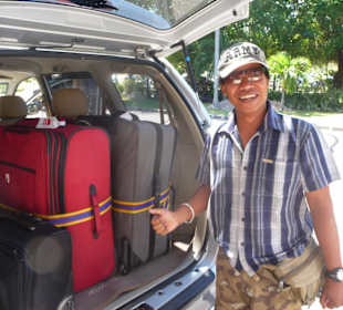 Tourguide Otto am Airport