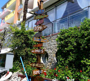 Wanderweg entlang des Lago