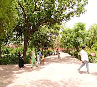 Indische Touristen auf dem Rückweg