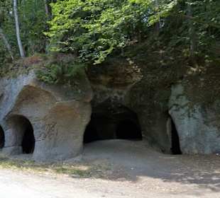 Eingang zur Höhle