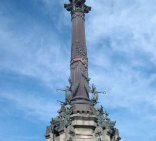 Il monumento di giorno