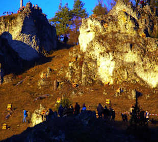 Überall die Feuerstellen
