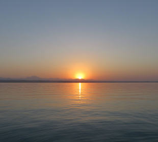 Sonnenuntergang vom Schiff aus