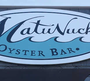 MatuNuck Oyster Bar
