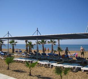 Der Liegebereich am Strand
