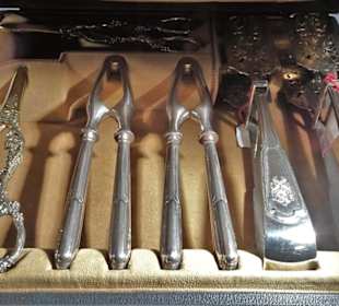 In der Ausstellung zur Spargel-Tischkultur