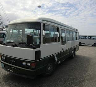 Unser Bus, alt, aber er tat seine Dienste