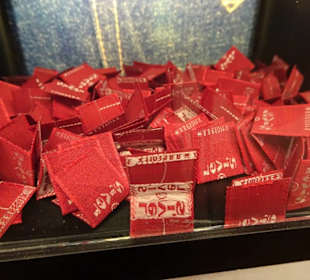 In den Ausstellungsräumen des Levi Strauss Museums