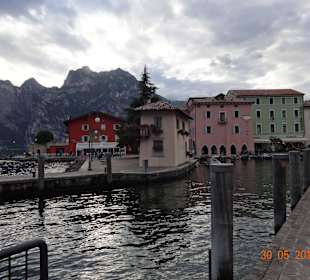 Hafen von Torbole.