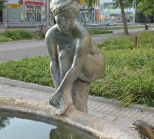 Die Badende im Breiten Weg (vor der Haus-Nr. 28)