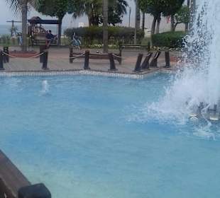 Abdurrahman Alaettinoğlu Park / Park mit Wasserfontänen