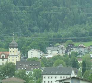 Stams mit der Stiftskirche