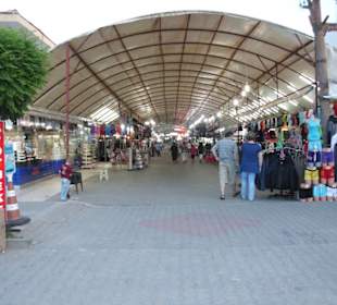 Shoppingmeile vor dem Hotel Aspendos Beach