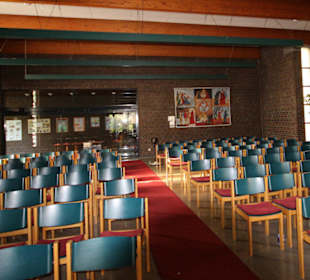 Blick in den Kirchenraum