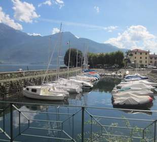 An der Uferpromenade
