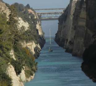Durchfahrt  Kanal von Korinth  mit der MS Coral