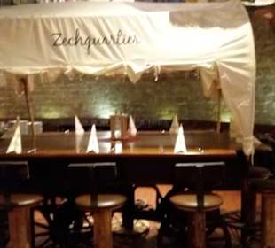 Sitzgelegenheiten im Restaurant