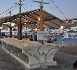 Port w stolicy Mykonos