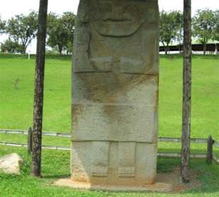 Präkolumbische Wächterstatue