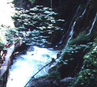 Der tosende Wimbach in der Klamm