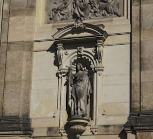 Altstadt - Rund um das Terrassenufer