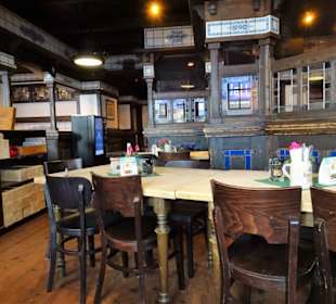 Blick in die Gasträume des "Gequetschten"