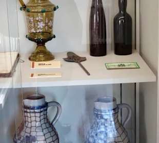 Porzellanabteilung im Heimatmuseum