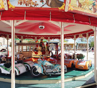 Noch sehr altes Karussell 