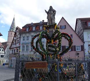 Schöner Brunnen - Kaiser Karls VI Säule