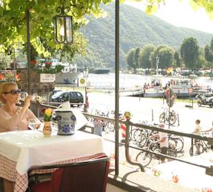 Terrasse mit Moselblick