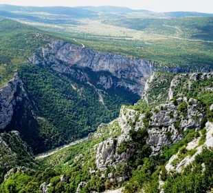 Blick von der Route des Crètes in den Canyon
