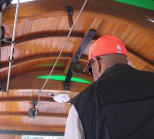 Oben das Signalsystem