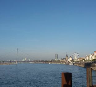 Die Promenade im Blick