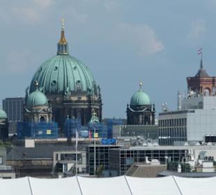 Blick vom Dach des Reichstagsgebäudes